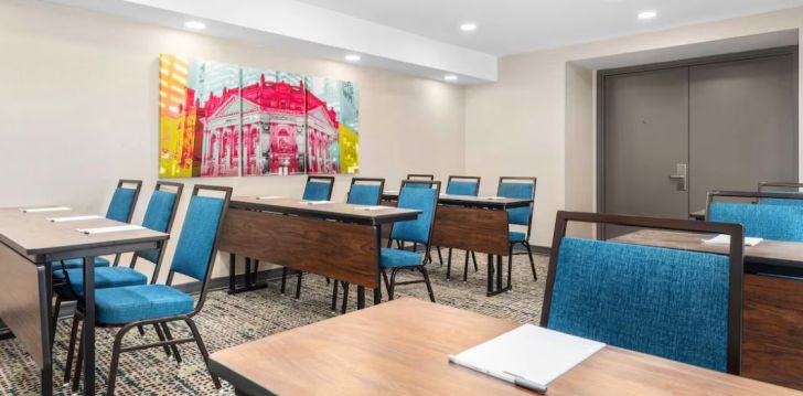 Puhkus mugavas 3* hotellis HAMPTON INN SUITES TORONTO DOWNTOWN ONTARIO CANADA, Torontos! 8