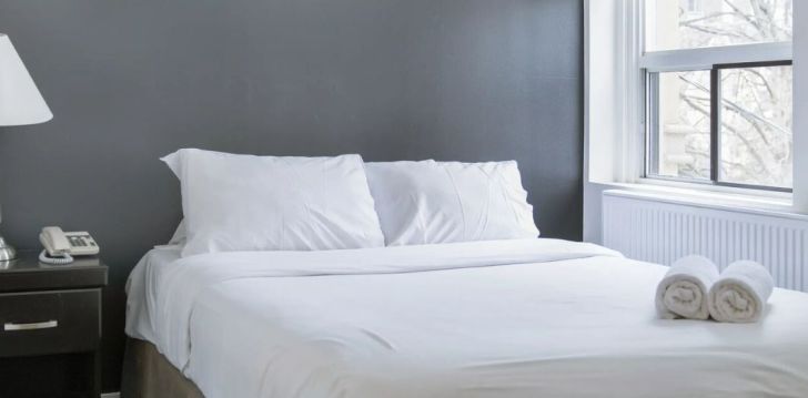 Avasta Torontot, peatu 3* hotellis PEMBROKE INN! 12