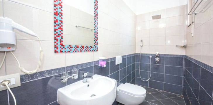 Puhkus mere lähedal Durresis, 3* hotellis HOTEL VILA MISIRI! 15