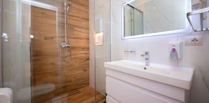 Puhkus mere lähedal Durresis, 3* hotellis HOTEL VILA MISIRI! 18