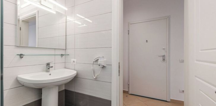 Ökonoomne puhkus Albaanias, 2* hotellis ENLES! 35