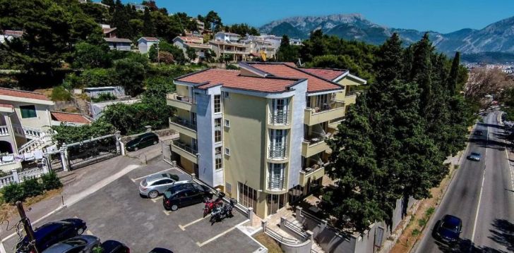 Hubane puhkus Montenegros, 3* hotellis VILLA ANTIVARI! 1