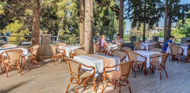 Hubane puhkus Montenegros, 3* hotellis VILLA ANTIVARI! 8