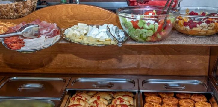 Hubane puhkus Montenegros, 3* hotellis VILLA ANTIVARI! 15