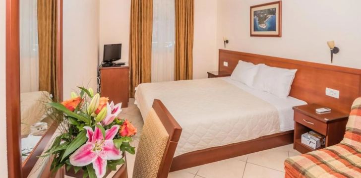 Hubane puhkus Montenegros, 3* hotellis VILLA ANTIVARI! 21