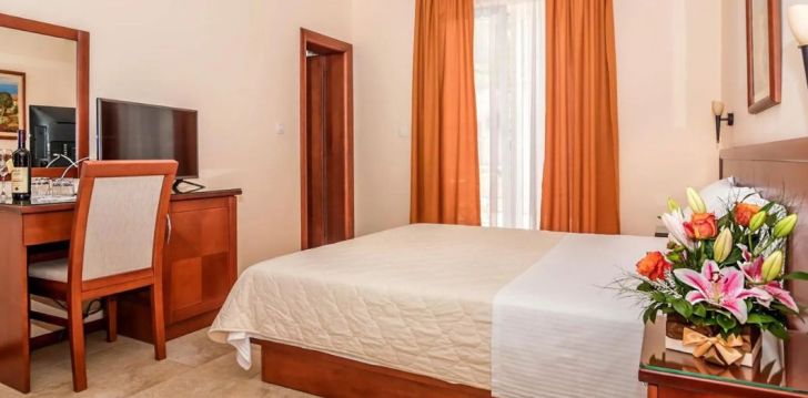 Hubane puhkus Montenegros, 3* hotellis VILLA ANTIVARI! 22
