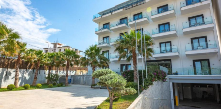 Kaunis Albaania ja Ksamil, peatu 4* hotellis BIANCO! 30