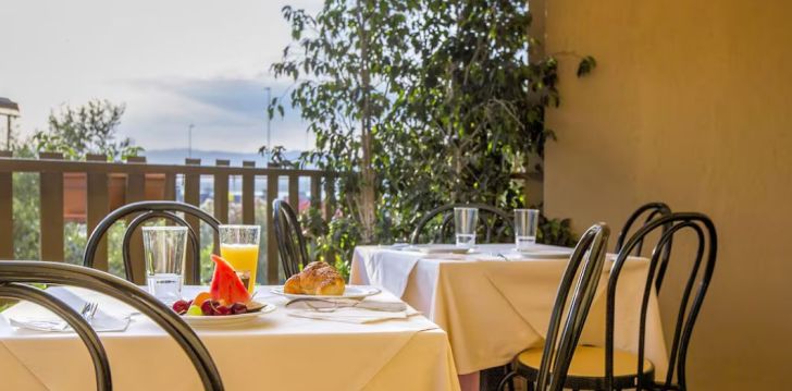 Puhkus Sardiinias, 3* hotellis HOTEL RESIDENCE ULIVI E PALME! 1