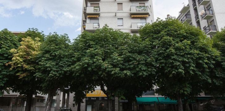 Lenda Como järve äärde ja puhka 3* hotellis ENGADINA! 22