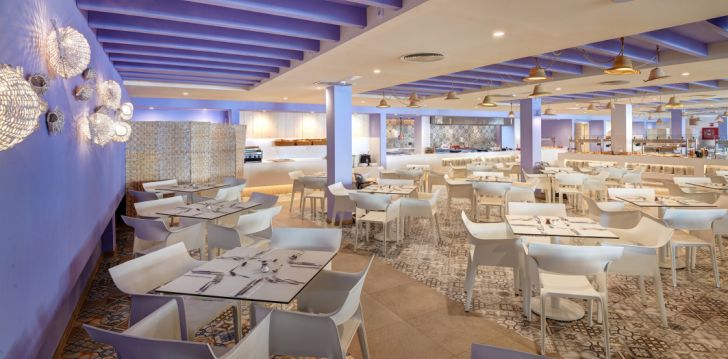 Meelelahutust täis puhkus 3* hotellis PROTUR FLORIANA RESORT APARTHOTEL! 10
