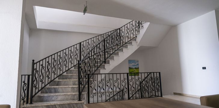 Avasta Albaaniat, 3* hotell PRINCE HOTEL GOLEM! 8