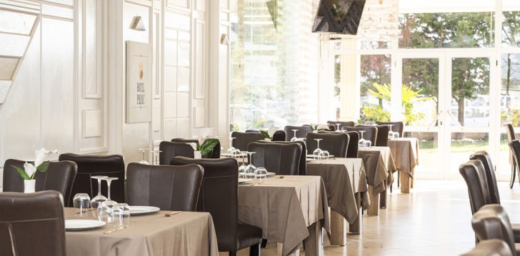 Avasta Albaaniat, 3* hotell PRINCE HOTEL GOLEM! 12