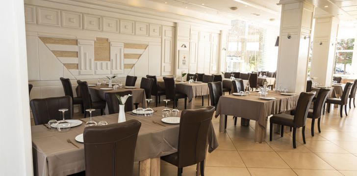 Avasta Albaaniat, 3* hotell PRINCE HOTEL GOLEM! 13