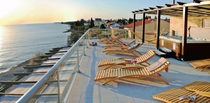 Avasta Horvaatiat, peatu Zadaris 3* hotellis HOTEL DELFIN! 22