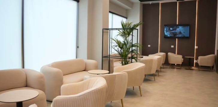 Reis Albaaniasse, vali peatumiseks 4* hotell AQUILA D HOTEL! 7