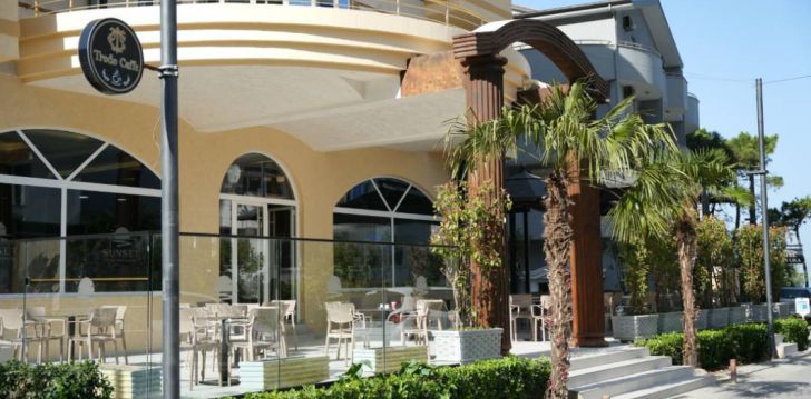 Mugav viibimine Albaanias, Durres kuurortis, 3* hotellis SUNSET BY SEA SIDE HOTEL! 3
