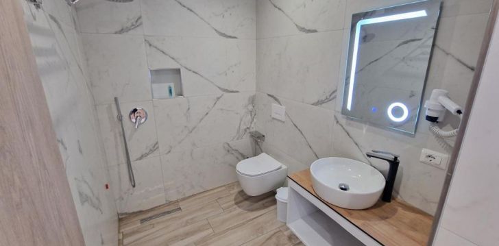 Puhkus Albaanias, Sarande kuurortis, 3* hotellis JOANNA SUITES! 21