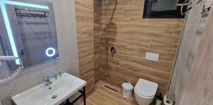 Puhkus Albaanias, Sarande kuurortis, 3* hotellis JOANNA SUITES! 22