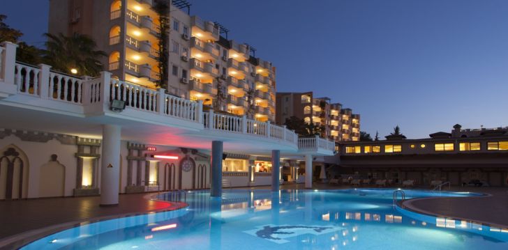 Perepuhkus hea hinna ja kvaliteedi suhtega, 5* hotell CLUB PARADISO HOTEL & RESORT! 24