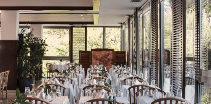Hingematvad vaated Korful, 5* hotellis KONTOKALI BAY RESORT & SPA! 9
