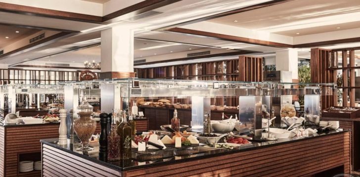 Hingematvad vaated Korful, 5* hotellis KONTOKALI BAY RESORT & SPA! 11