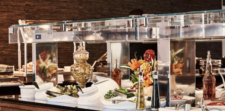Hingematvad vaated Korful, 5* hotellis KONTOKALI BAY RESORT & SPA! 12