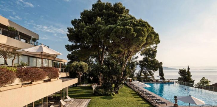 Hingematvad vaated Korful, 5* hotellis KONTOKALI BAY RESORT & SPA! 16