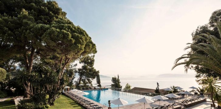 Hingematvad vaated Korful, 5* hotellis KONTOKALI BAY RESORT & SPA! 17