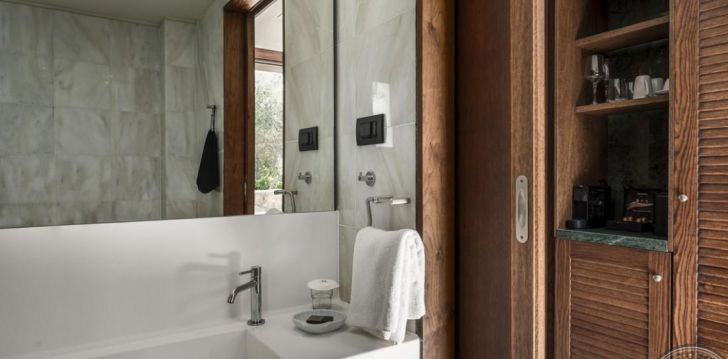 Hingematvad vaated Korful, 5* hotellis KONTOKALI BAY RESORT & SPA! 74