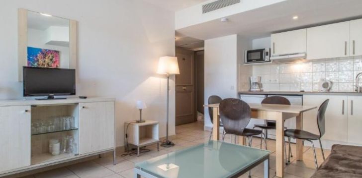 Kaunis Lõuna-Prantsusmaa ja 3* hotell LE CRYSTAL, Nizzas! 8