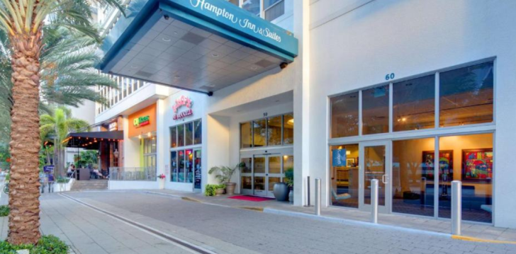 Eriline Miami, 2* hotell HAMPTON INN SUITES MIAMI DOWNTOWN! 2
