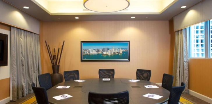 Eriline Miami, 2* hotell HAMPTON INN SUITES MIAMI DOWNTOWN! 23