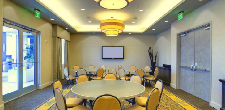 Eriline Miami, 2* hotell HAMPTON INN SUITES MIAMI DOWNTOWN! 24
