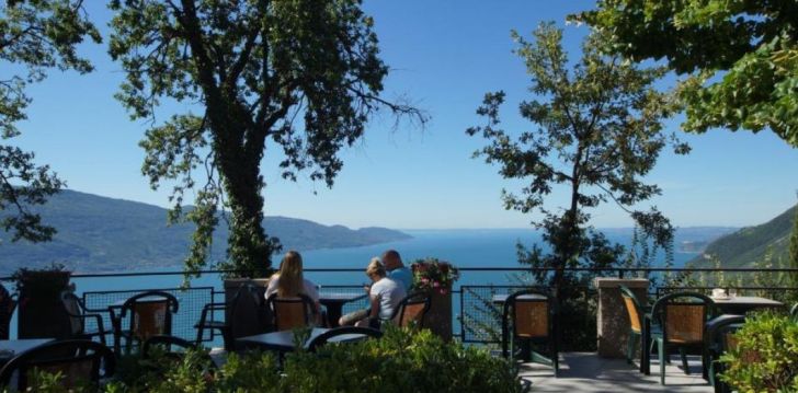 Kaunite vaadetega puhkus Garda järve ääres, 3* hotellis RESIDENCE LA ROTONDA! 3