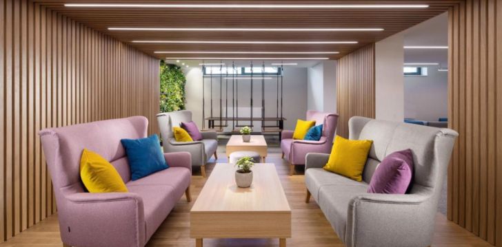 Linnapuhkus Prahas, 4* hotellis COMFORT HOTEL PRAGUE CITY EAST! 24