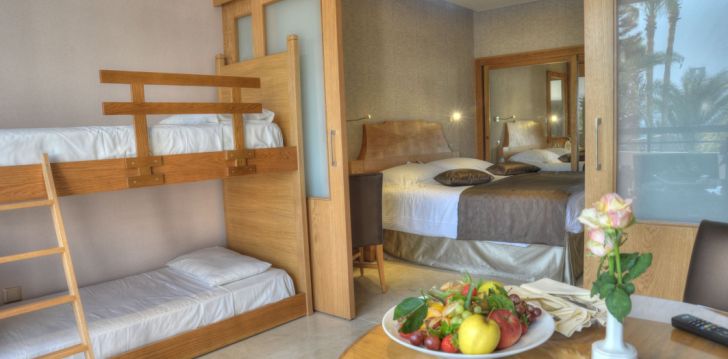 Mereäärne puhkus Ayia Napal, 5* hotellis ADAMS BEACH HOTEL! 11