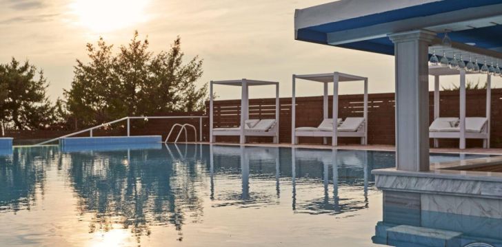 Kaunis Korfu ja puhkus 5* hotellis SANDY VILLAS RESORT! 8