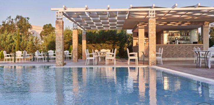 Kaunis Korfu ja puhkus 5* hotellis SANDY VILLAS RESORT! 9