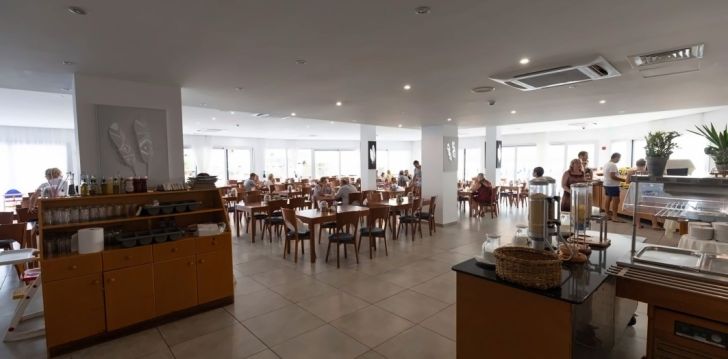 Merevaadetega puhkus Küprosel, 3* hotellis TETYK HOTEL & SUITES! 10