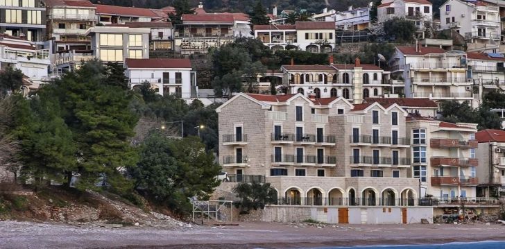 Reis Montenegrosse, peatu 5* hotellis CALIFORNIA HOTEL (ADULTS ONLY 12+)! 8