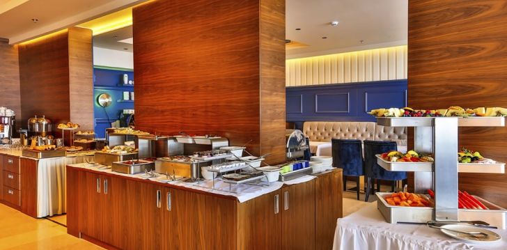 Reis Montenegrosse, peatu 5* hotellis CALIFORNIA HOTEL (ADULTS ONLY 12+)! 15