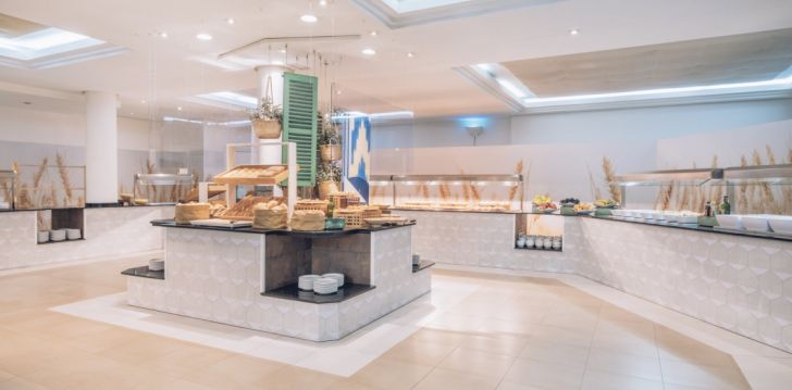 Puhkus Mallorcal, 4* hotellis IBEROSTAR WAVES CLUB CALA BARCA! 71