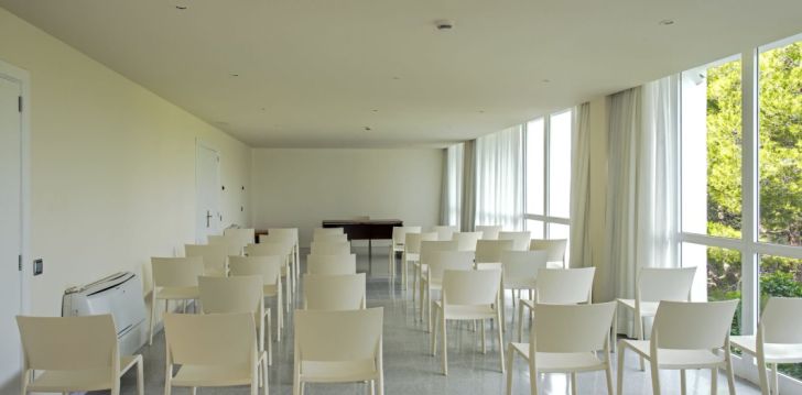 Puhkus Mallorcal, 4* hotellis IBEROSTAR WAVES CLUB CALA BARCA! 95