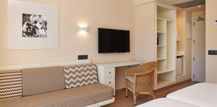 Kaunis Mallorca saar, puhkus 4* hotellis PROTUR BADIA PARK APARTHOTEL! 12