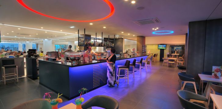 Puhkus Ayia Napal, 4* hotellis NELIA BEACH HOTEL & SPA! 15