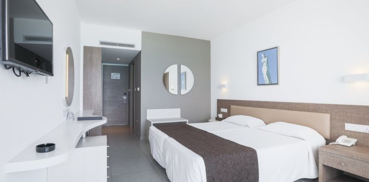 Mereäärne puhkus Ayia Napal, 4* hotellis VASSOS NISSI PLAGE HOTEL! 12