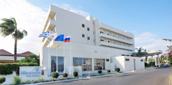 Avasta Ayia Napat, peatu 3* hotellis NISSIANA HOTEL & BUNGALOWS! 5
