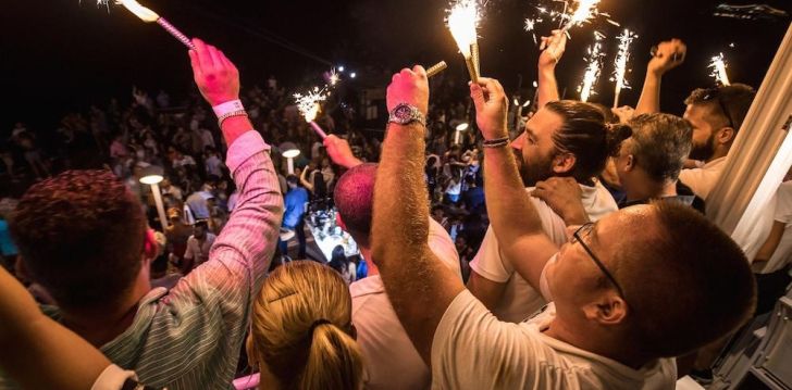 Puhkus täiskasvanutele Maltal, 4* hotellis BORA BORA IBIZA MALTA! 24