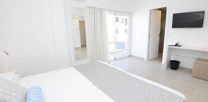 Hubane puhkus Mallorcal, 3* hotellis HOTEL CHEVY! 11