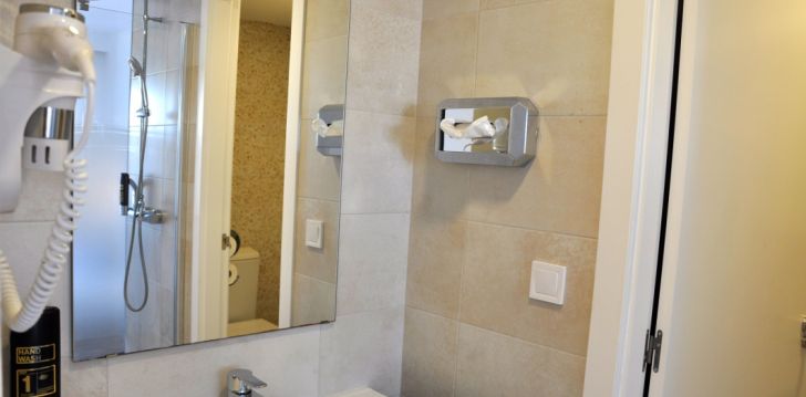 Hubane puhkus Mallorcal, 3* hotellis HOTEL CHEVY! 14